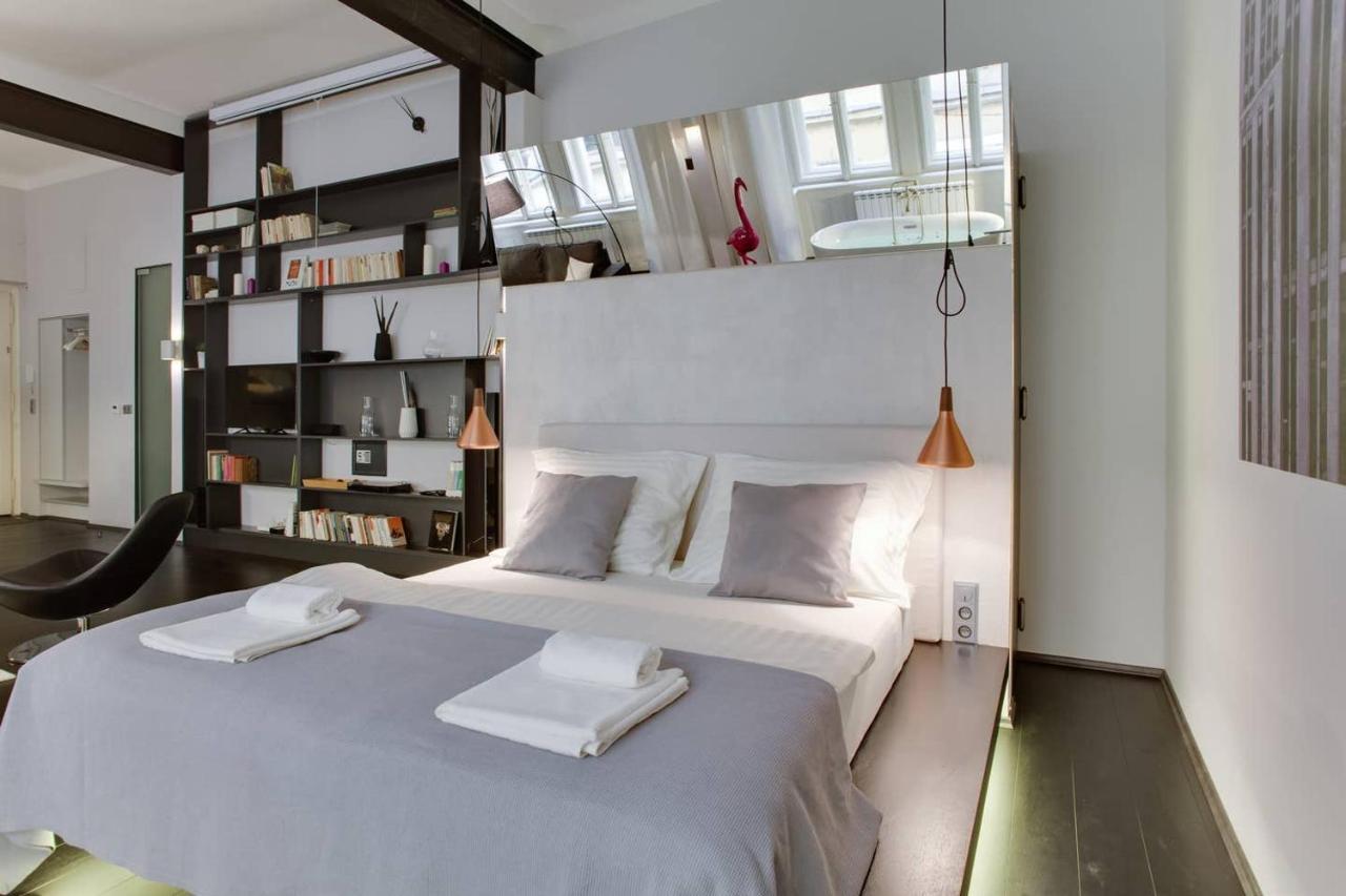 Bright Havelska Apartment Prague